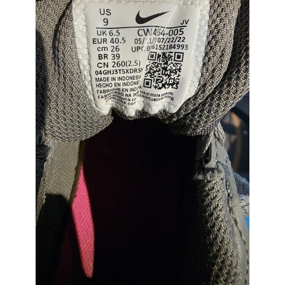 Not For Sale 06 - Picture 9 of 9